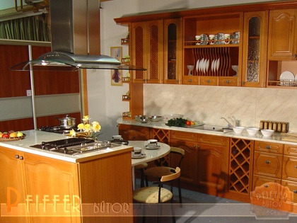 ... tpus konyha megnyitsa - MEGNYITS